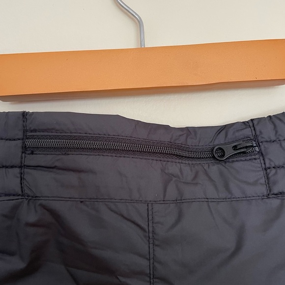 North Face Running Shorts - Size S - Picture 4 of 4